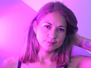 striptease cam IsabellaBaker