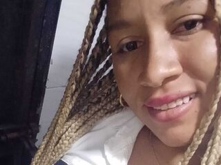 mastubating web cam girl IsisRusso