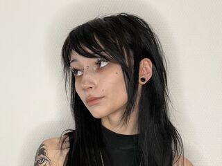 webcamgirl IzettaBishel