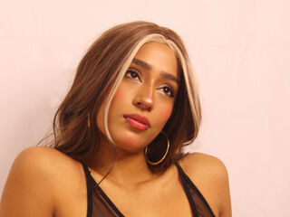 fingering webcamgirl picture JadeKeim