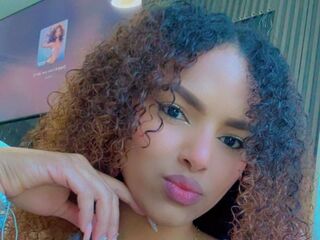 naked cam chatroom JadeSkinny