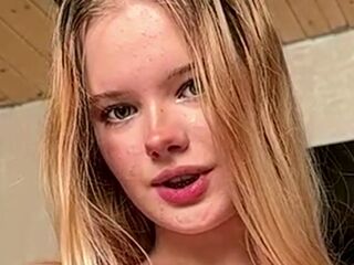 live cam girl photo JeannettaCeraos