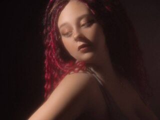 camwhore spreading pussy JennyCharm