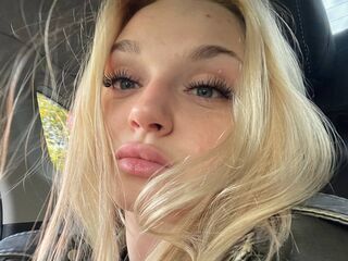 camslut fingering shaved pussy JinEvjen