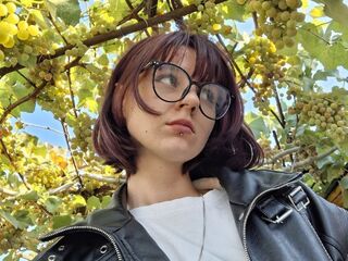 fingering cam girl video JuliannMunning