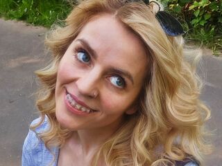 naughty camwhore JulietteKramer