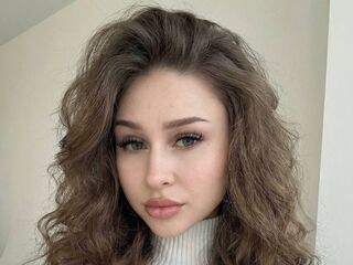 mastubating web cam girl JunitaDroze