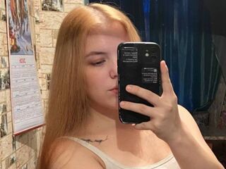 extreme cam video KarrieAnesi