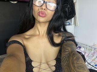 camgirl porn web cam KatieReyes