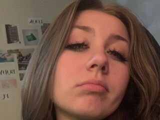 beautiful girlcam KatiesPiers