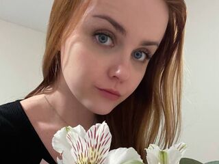 nude webcamgirl pic KendalOrsen