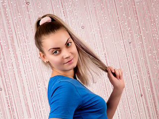 adult cam live KornMolli