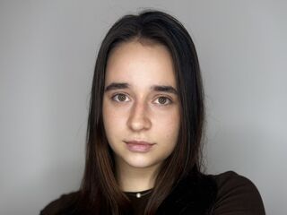 camgirl chat room KristanKhiev