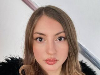 free webcam photo KyraKur