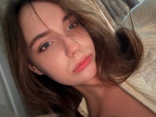 hot naked cam girl KyungInguardsen