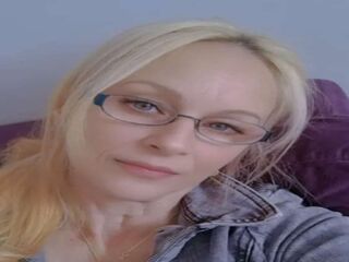 fingering camgirl picture LadyAzura