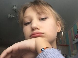 hot webcam LakeeshaBrimmer