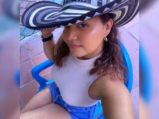 camgirl fingering wet pussy LauraPhol