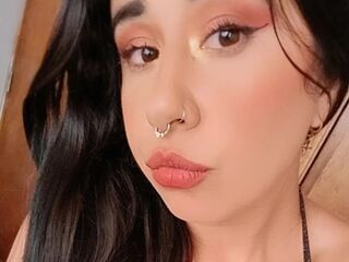 camgirl masturbating with dildo LauraSpakrs