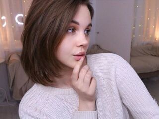 camwhore shaving pussy LeeLalisa