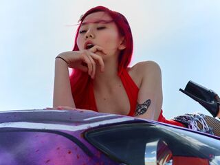 camgirl playing with vibrator LeilaGibbard