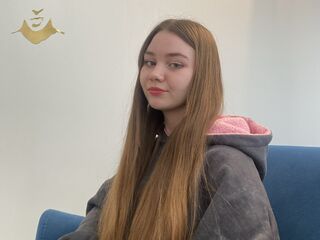 chat room webcam photo LeraAbbatiello