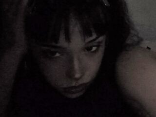 naked webcam girl picture LilieRebecca