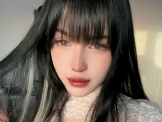 camwhore shaved pussy LilithWholsh