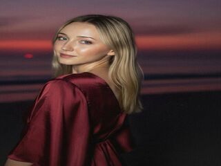 closeup web cam LillieMajamay