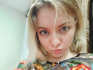 naked girl with cam masturbating LinkaMalinka