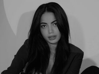 beautiful girlcam LisaMontclair