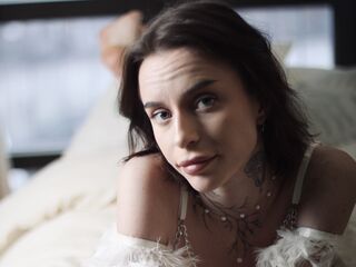 camgirl playing with sextoy LiviaDawis