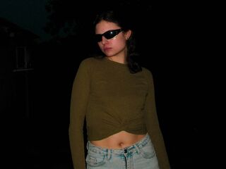 cam girl chatroom LolaAspis