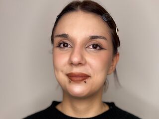 beautiful girl webcam LoniFessel