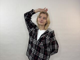 cam babe LorieYancy