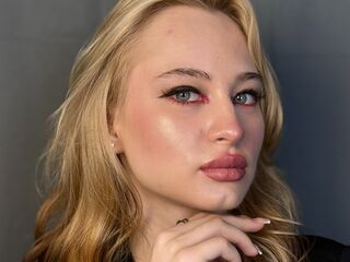 naked cam chatroom LucileNeuburger