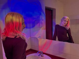 naughty web cam LucilleWiste