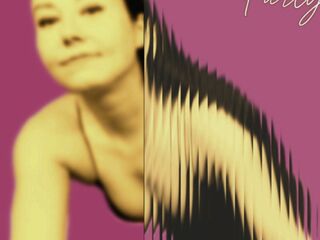 sex chat LucyLevatto