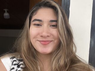 hot cam show LunaaRivas