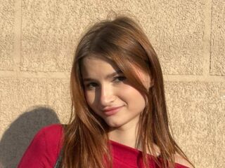 camsex show MadelynWealer