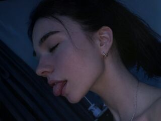 hot cam play MelbaStraub