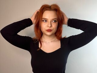 topless cam girl MerciaCoppinger