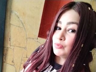 camslut showing tits MiaArdi