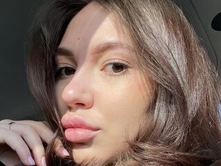 naughty cam girl masturbating MiaMeris