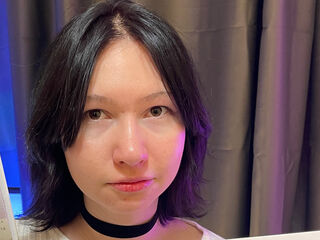 sexy webcamgirl MirayWhite