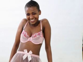 live video chat NaomiBrookes