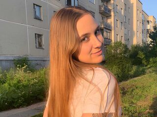 mastubating web cam girl NatashaBoom