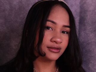 sexy webcam girl NicolleMari