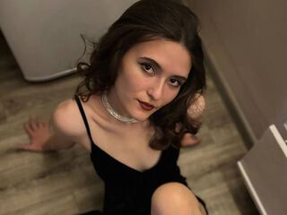 hardcore live show NikiMilton