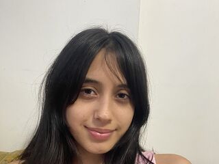 camwhore masturbating with vibrator NohemySuarez